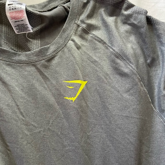Grey Gymshark training t shirt. Size XXL - Picture 3 of 5